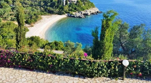 Villa Eos جايوس المظهر الخارجي الصورة